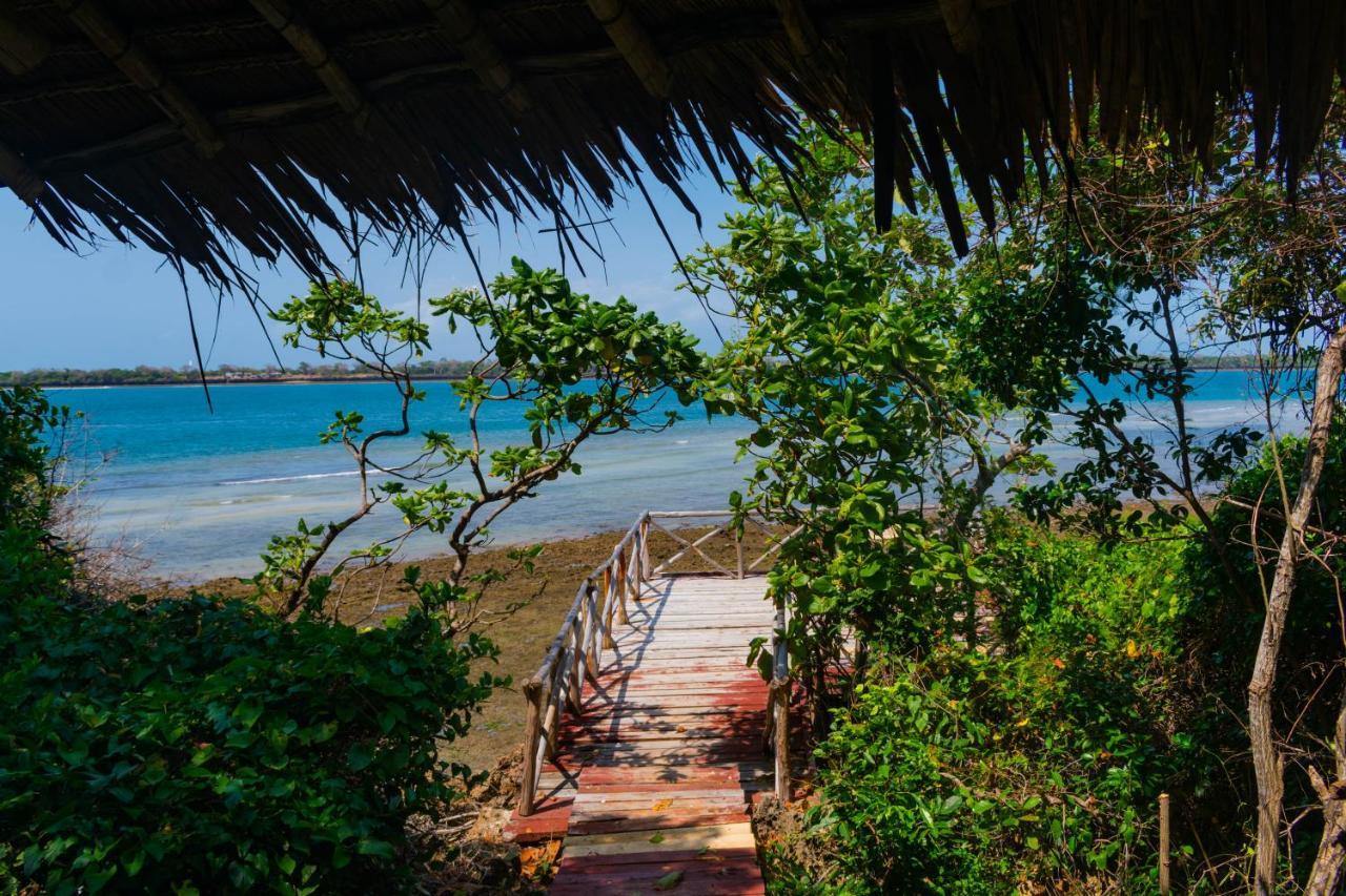 Firefly Eco Retreat Villa Shimoni Exterior photo
