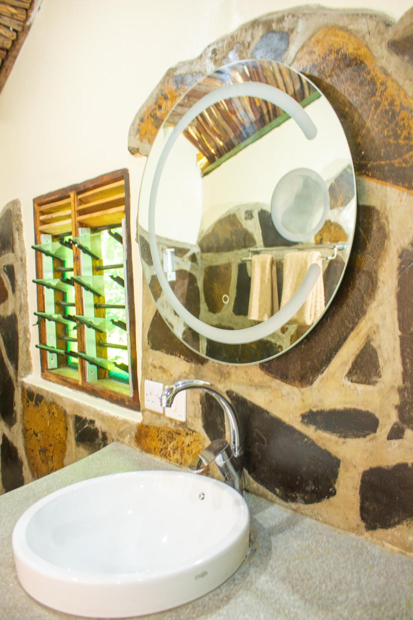Firefly Eco Retreat Villa Shimoni Exterior photo